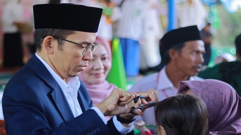 Lama Dinantikan, TGB Zainul Majdi Disambut Hangat Warga Lombok Utara