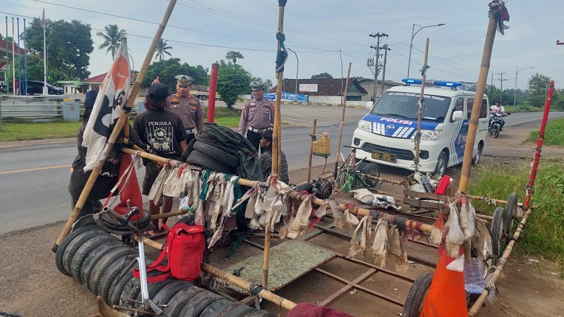 Kerap Minta Sumbangan dan Resahkan Warga, Anak Punk di Lamteng Ditertibkan