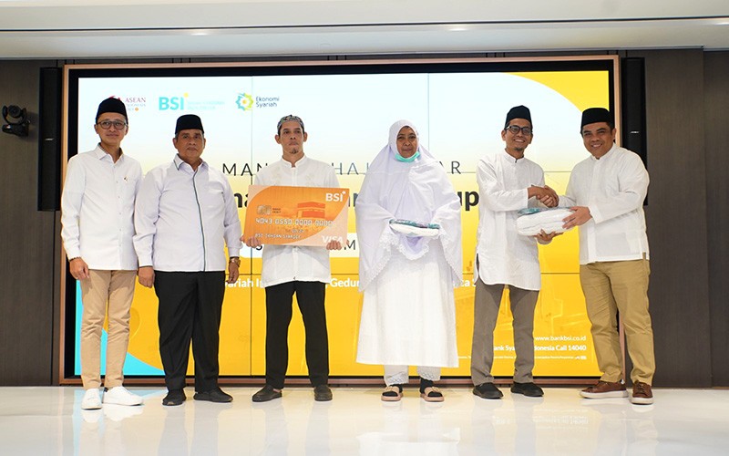 BSI Gandeng Kemenag Gelar Manasik Akbar, Diikuti 165.000 Calon Jemaah Haji Indonesia - Bagian 2