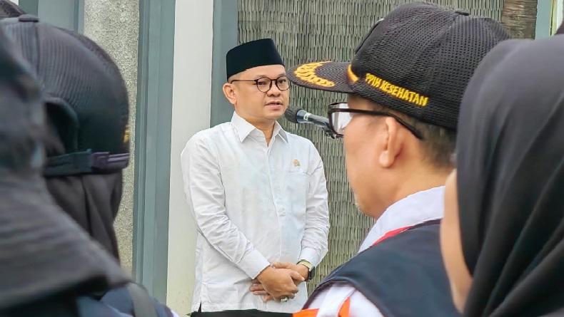 429 Petugas PPIH Arab Saudi Dilepas dari Asrama Haji Pondok Gede Bekasi ke Tanah Suci Mekkah