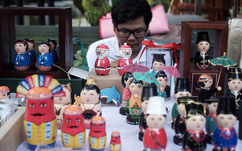 Pameran Produk Ekonomi Kreatif Solo Art Market - Bagian 1