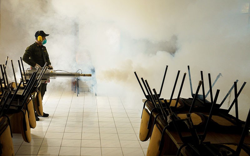 Asrama Haji Pondok Gede Difogging Jelang Kedatangan Calon Jemaah pada 23 Mei - Bagian 5