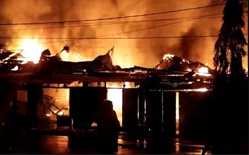 Kebakaran di Aceh Tamiang, 14 Ruko dan 2 Mobil Hangus Dilalap Api