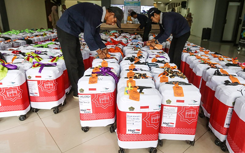 339 Calon Jemaah Haji 2023 Tiba di Asrama Haji Pondok Gede - Bagian 3