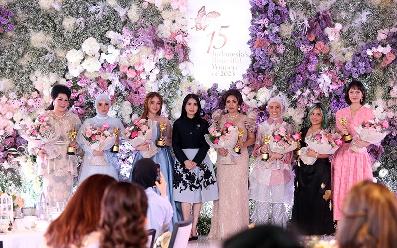 Liliana Tanoesoedibjo Berikan Penghargaan kepada 15 Perempuan Indonesia Berprestasi - Bagian 2