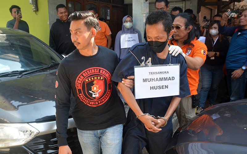 Rekonstruksi Mutilasi Bos Galon di Semarang, Tersangka Peragakan 102 Adegan - Bagian 3