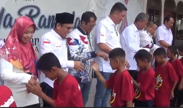 Lepas Tim Persipal U-12, Partai Perindo Komitmen Dukung Persepakbolaan Sulteng