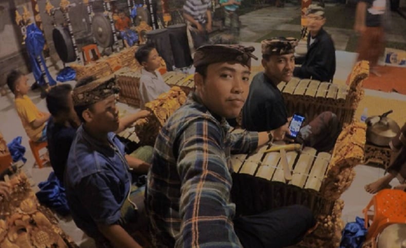 7 Alat Musik Bali yang Unik Berikut Cara Memainkannya 