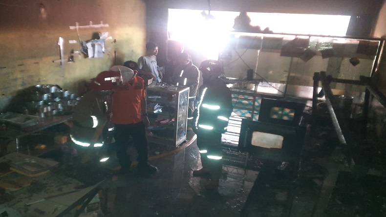 Toko Amelia Cake 2 Ciaul Sukabumi Terbakar, Api Diduga dari Elpiji Bocor