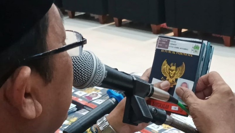 title 7 Calon Haji 2023 Asal Jatim Batal Berangkat ke Makkah, Ini Alasannya 7 Calon Haji 2023 Asal Jatim Batal Berangkat ke Makkah, Ini Alasannya