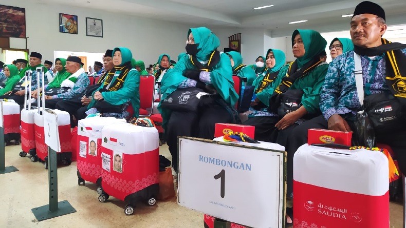 392 Calhaj Kloter 1 KBB Diberangkatkan dari Pusdikav Padalarang