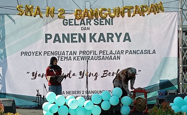  Keren, SMAN 2 Banguntapan Bantul Gelar Panen Karya