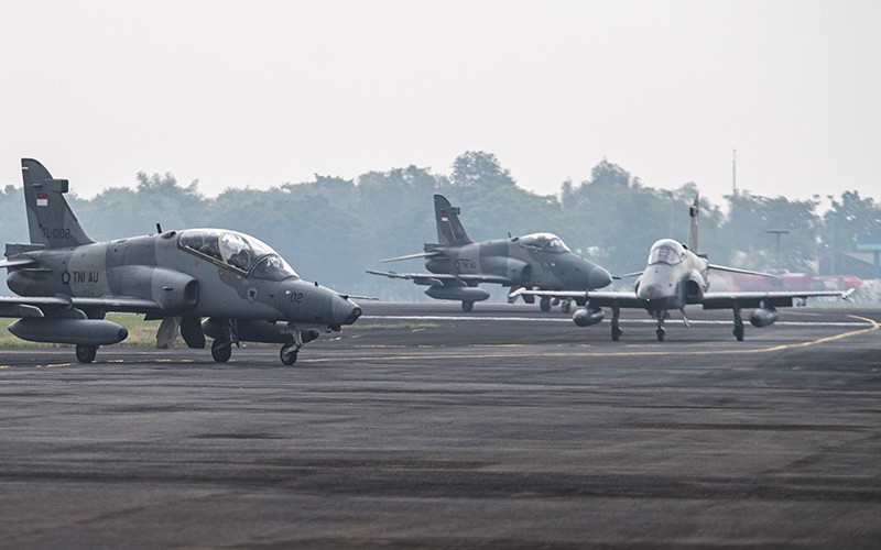 Pesawat Tempur TNI AU Latihan Jalak Sakti di Langit Palembang - Bagian 3