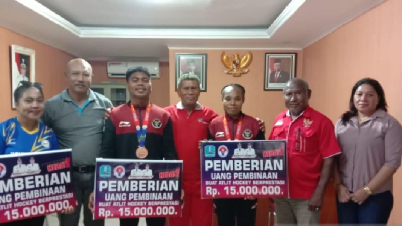 3 Atlet Hoki Raih Medali Perunggu SEA Games Dapat Bonus dari Pemkab Biak