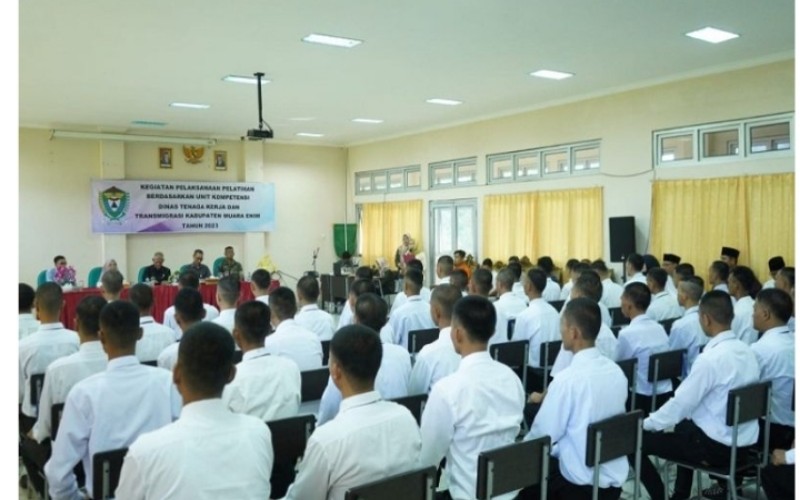 Puluhan Pencaker di Muara Enim Ikuti Pelatihan Mengoperasikan Alat Berat