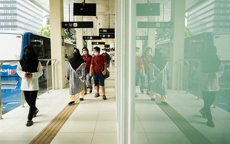 Halte Transjakarta Dukuh Atas 2 Kembali Beroperasi setelah Ditutup Sejak 2019 - Bagian 3