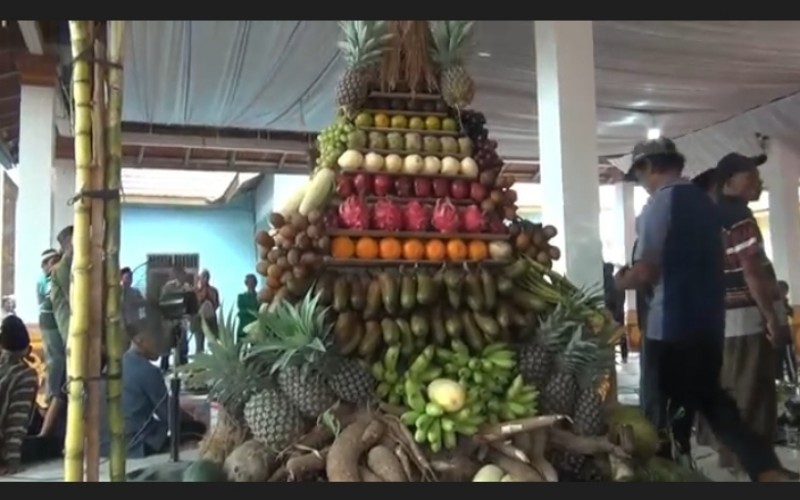 title Sedekah Bumi di Banyuasin, Bentuk Syukur Petani Atas Hasil Panen Sedekah Bumi di Banyuasin, Bentuk Syukur Petani Atas Hasil Panen