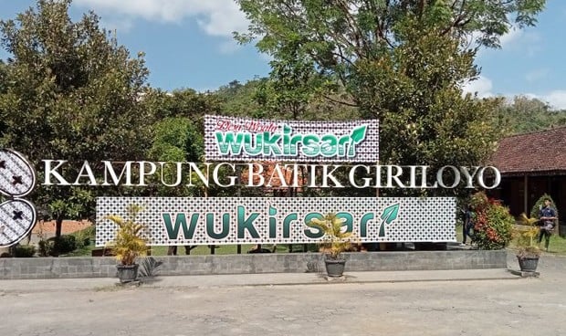 title Ini 5 Daerah Penghasil Batik di Yogyakarta, Terkenal Punya Kualitas Bagus Ini 5 Daerah Penghasil Batik di Yogyakarta, Terkenal Punya Kualitas Bagus