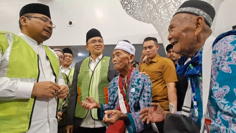 Menag Yaqut Ingin Mulai 2024 Jemaah Haji dari Jateng Barat-Selatan Berangkat lewat Bandara Kertajati
