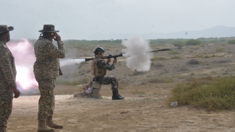 Prajurit TNI AL Jajal Senjata Marinir Pakistan, RPG-7 hingga Mitraliur Gun 12,7 Mm 