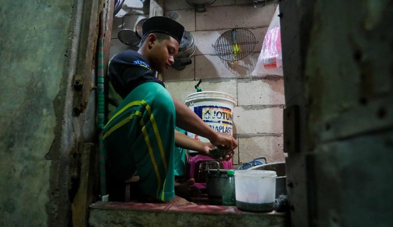 title Kisah Haru Anak Yatim Diterima di SMKN Jateng Semi Boarding, Ingin Ringankan Beban Ibu Kisah Haru Anak Yatim Diterima di SMKN Jateng Semi Boarding, Ingin Ringankan Beban Ibu