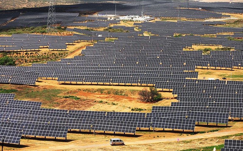 Melihat Hamparan Panel Surya Berkapisatas 500.000 Kw di Mongolia Dalam - Bagian 1