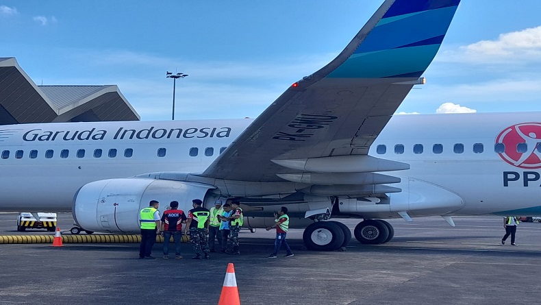 Pesawat Garuda dari Manado Tujuan Jakarta Mati Mesin, Putar Balik ke Bandara Sam Ratulangi