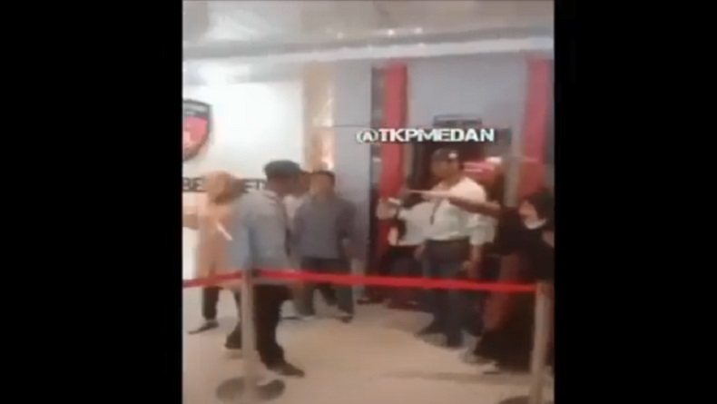 Viral Keluarga Terduga Pencabulan Teriak-Teriak di Polrestabes Medan, Minta Anak Dibebaskan