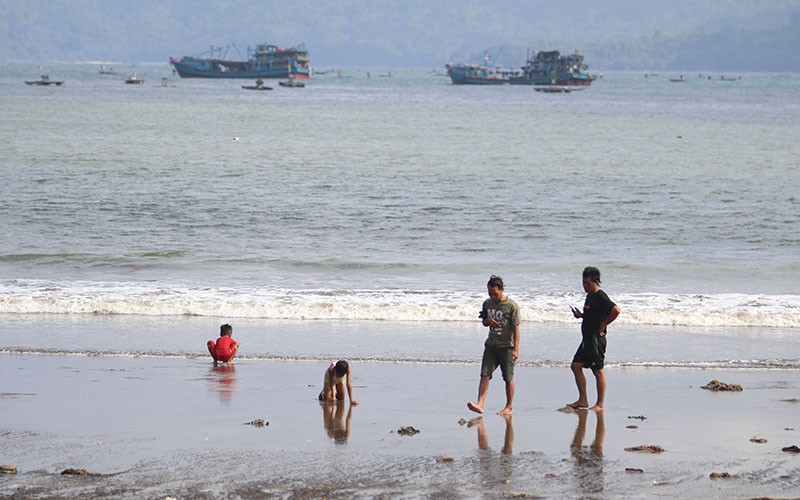 Peringatan Dini BMKG: Waspada Gelombang Tinggi Hingga 6 Meter Di ...