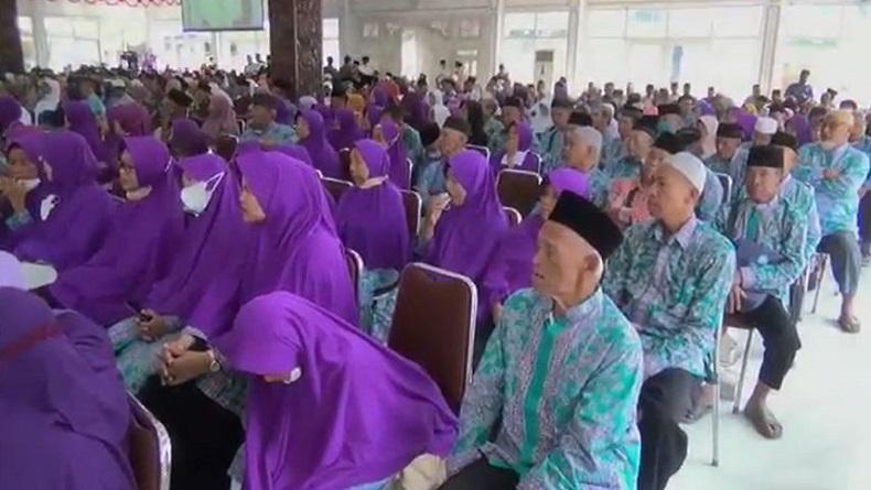 Terkendala Visa, Puluhan Jemaah Calon Haji Asal Kendal Tertunda Keberangkatannya