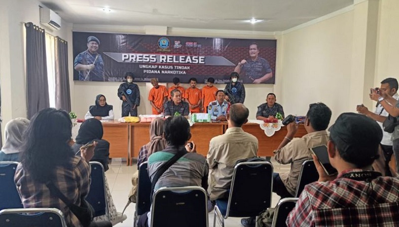 BNN Bongkar Peredaran 1,9 Kg Sabu Dikendalikan Napi Lapas di Padang, 4 Pelaku Ditangkap
