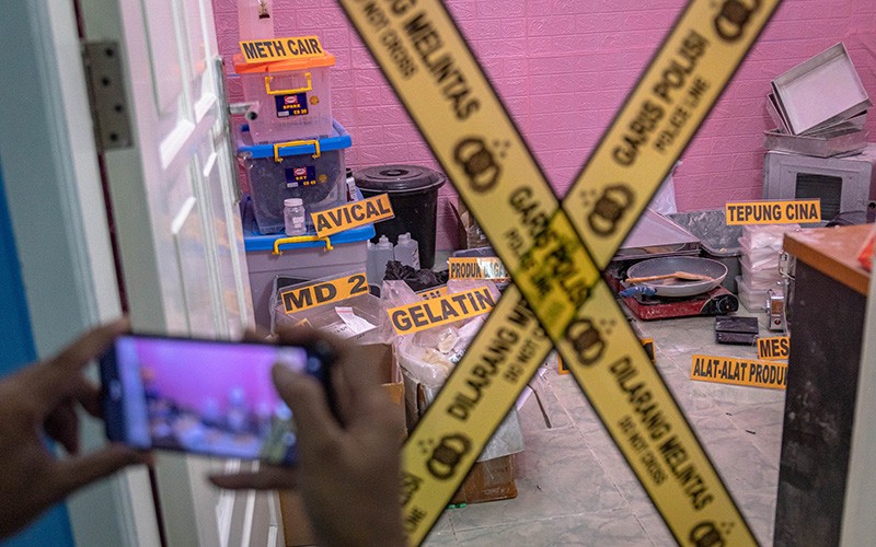 Pembuatan Ribuan Pil Ekstasi di Rumah Kontrakan Kota Semarang - Bagian 1