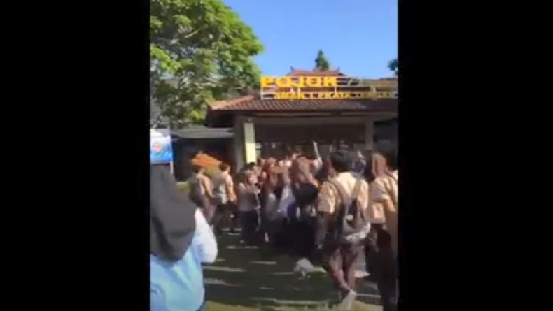 Kepala Sekolah di NTB Didemo Siswa, Diduga gegara Bully Sang Murid