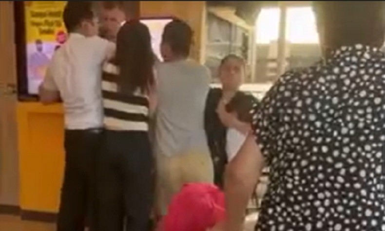 2 Bule Rusia Aniaya Keluarga WNI di Bali Sudah Tinggalkan Indonesia