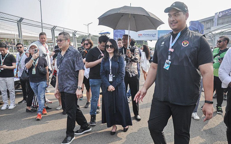 Hary Tanoesoedibjo Hadiri Pembukaan Seri ke-11 Formula E  - Bagian 2