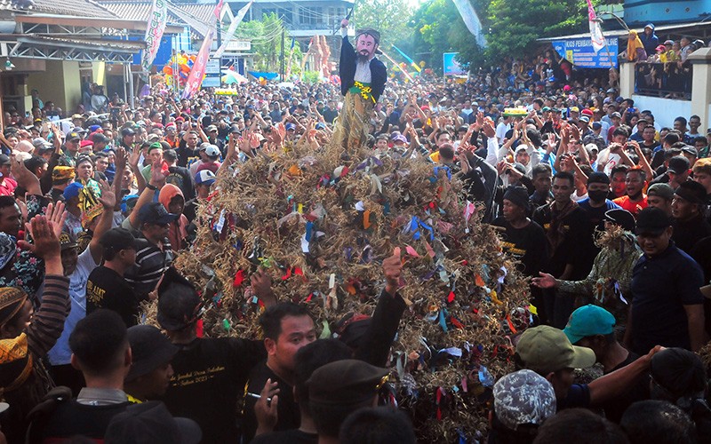 Tradisi Jembul Ungkapan Syukur Warga Desa Tulakan Jepara atas Limpahan Rejeki - Bagian 1