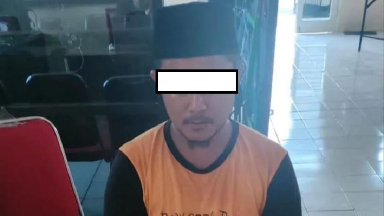 title Pengedar Narkoba di Ternate Ditangkap Polisi, Diamankan saat Jemput Paket Ganja Pengedar Narkoba di Ternate Ditangkap Polisi, Diamankan saat Jemput Paket Ganja