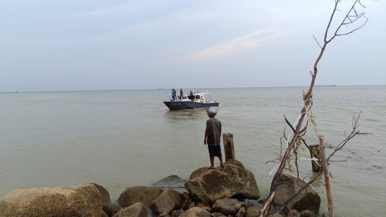Asyik Berenang, Bocah 15 Tahun di Bangka Barat Hilang Tenggelam