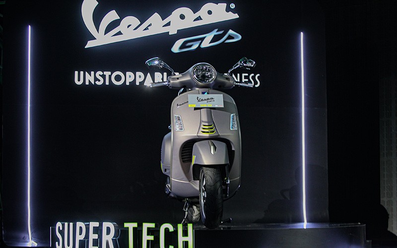 Penampakan New Vespa GTS Harga hingga Rp163,2 Juta - Bagian 2