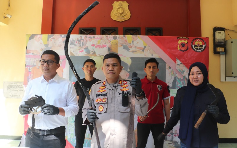 Hendak Tawuran, 7 ABG di Sukabumi Ditangkap Polisi, Senjatanya Ngeri