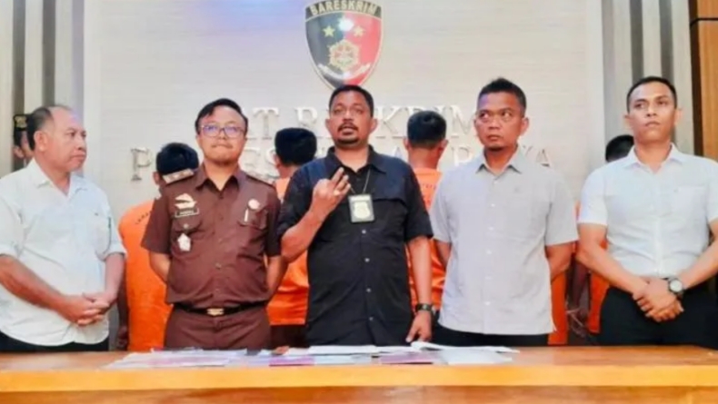 Pungli Warga, Kades di Nagan Raya dan 4 Anak Buahnya Ditangkap Polisi