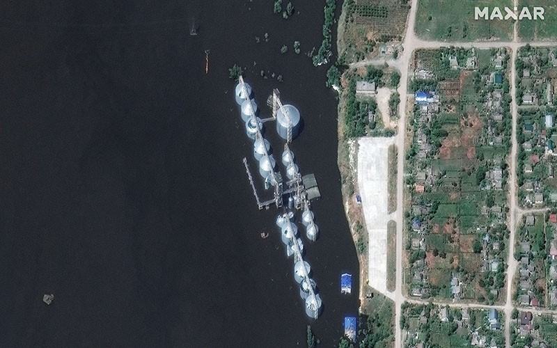 Foto dari Satelit Dampak Ledakan Bendungan Ukraina, Ribuan Rumah Terendam Air - Bagian 4