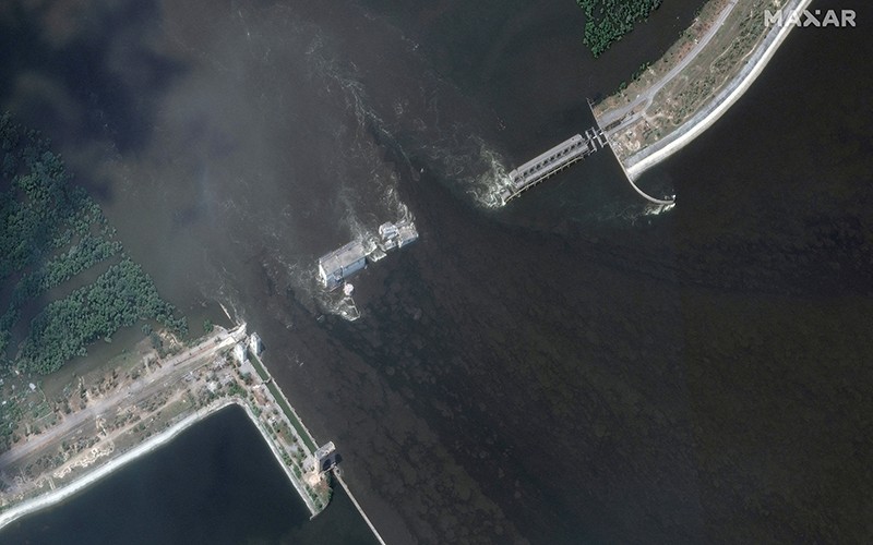 Foto dari Satelit Dampak Ledakan Bendungan Ukraina, Ribuan Rumah Terendam Air - Bagian 2