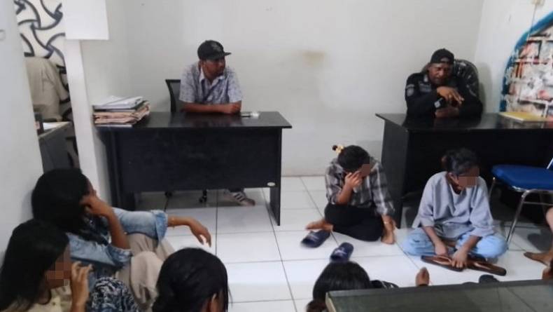 Diduga Kumpul Kebo, Puluhan Remaja Terjaring Razia di Losmen Ternate