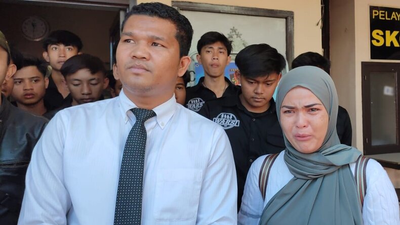 Ibu Korban Pembunuhan di Sadakeling Bandung Minta Tolong ke Hotman Paris