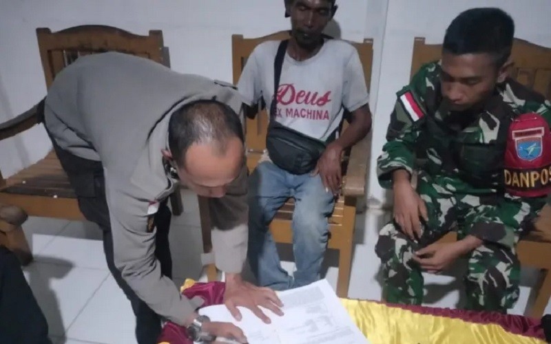 title Kerja Tak Digaji, WNI dari Malaysia Pulang ke Indonesia Lewat Jalur Ilegal di Kalbar Kerja Tak Digaji, WNI dari Malaysia Pulang ke Indonesia Lewat Jalur Ilegal di Kalbar