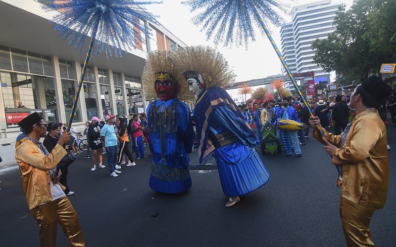 Parade Budaya Betawi Sambut HUT ke-496 DKI Jakarta - Bagian 1
