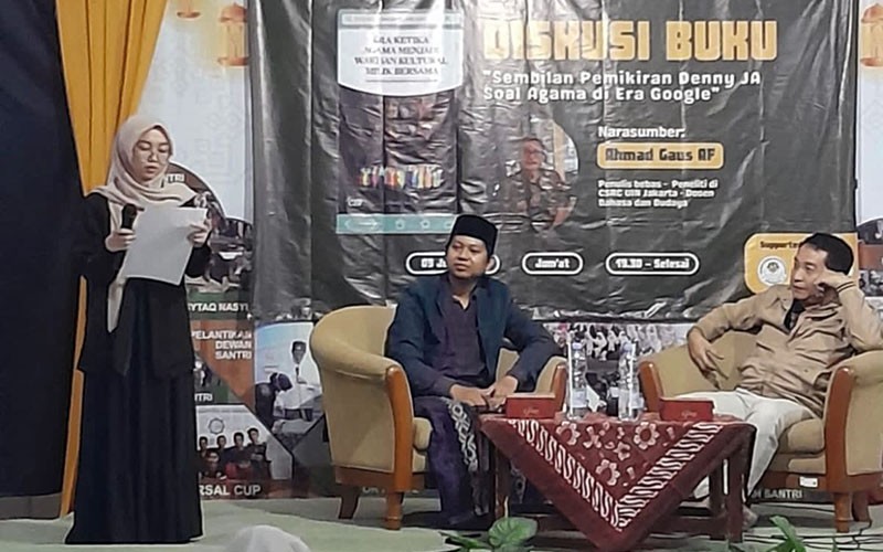 Denny JA Menawarkan Pandangan Baru dalam Hubungan Antaragama - Bagian 1