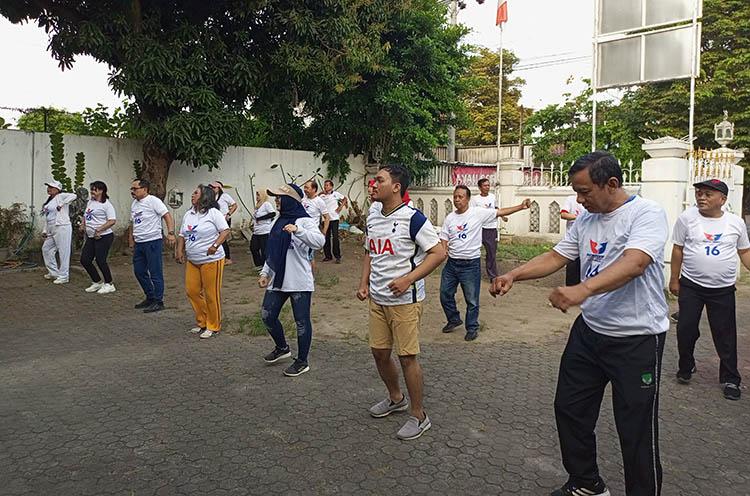 Dekatkan dengan Masyarakat, Partai Perindo DIY Gelar Senam Pagi di Halaman Kantor