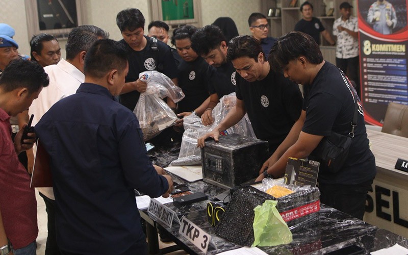Penampakan Brankas Penyimpanan Narkoba di UNM, Sempat Disebut Bunker - Bagian 2